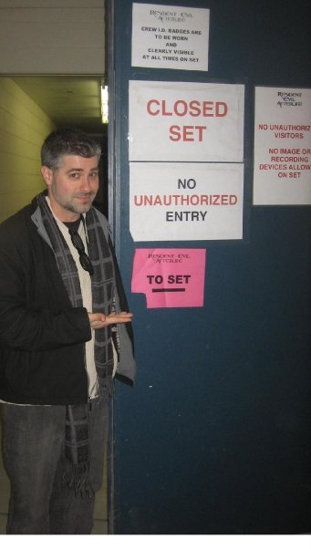 Closed_set_matt